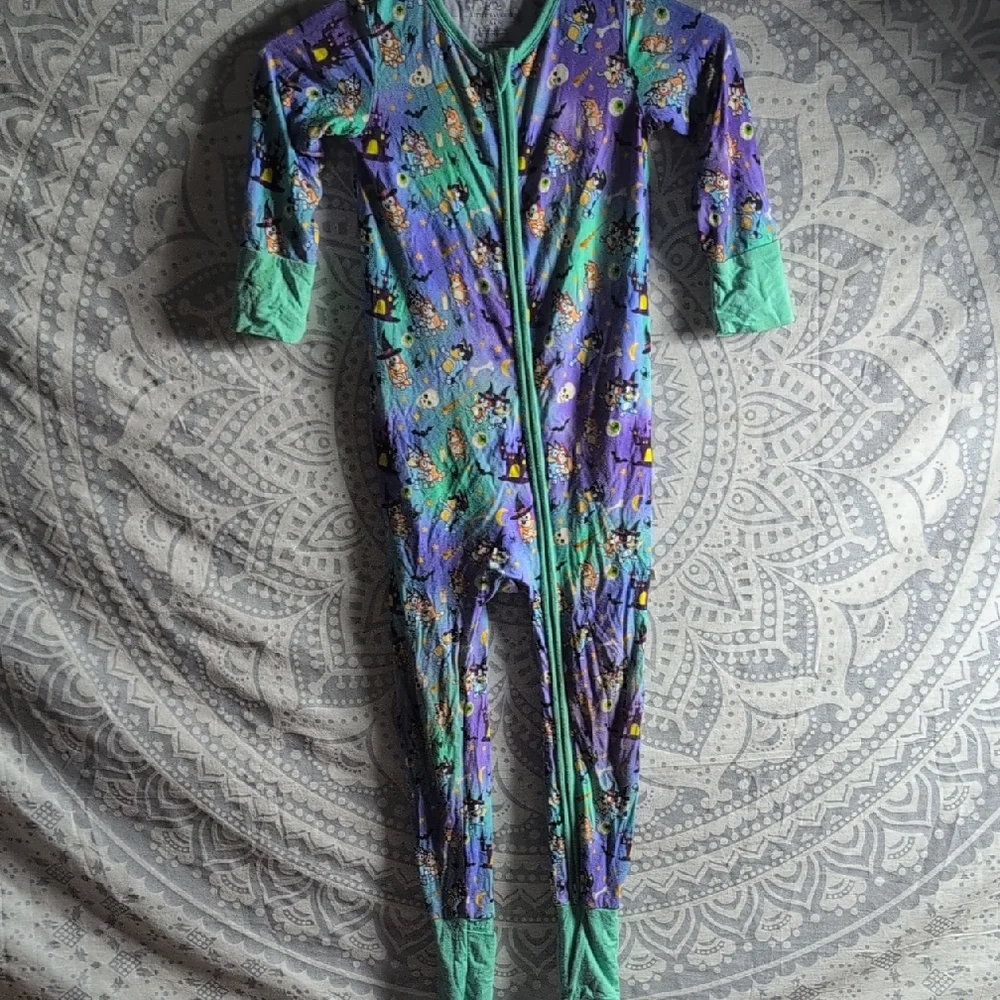 Little Snuggles Sz4 Halloween Bluey Romper - Picture 2 of 3